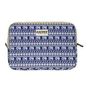 Dachee elephants tablet/laptop sleeve
